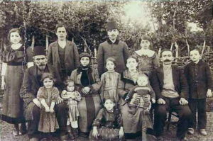 Karadenizli aileler kalabalık olduğundan akrabalık terminolojisini hakkıyla kullanmaktaydı