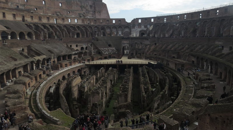 Kolezyum Colosseum Colosseo Roma Zhan Zt Rk Makaleleri