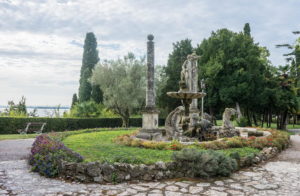 Sirmione Villa Cortine Bahçe Peyzaj Italya