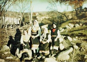 Bulgarian girls, Vladaja, Bulgaria 1918