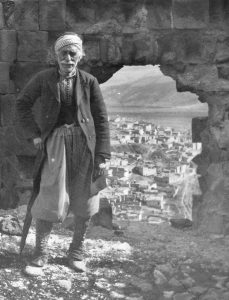 An Old Man in the Bayburt Castle, 1895
