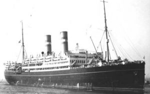 Liner SS Volendam, carrying 879 people from UK to USA, has been torpedoed by a German U-boat. Onboard are 320 British refugee children being taken to "safety