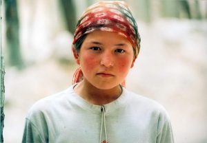 Uyghur girl. Flickr, Todenhoff (CC BY-SA 2.0)