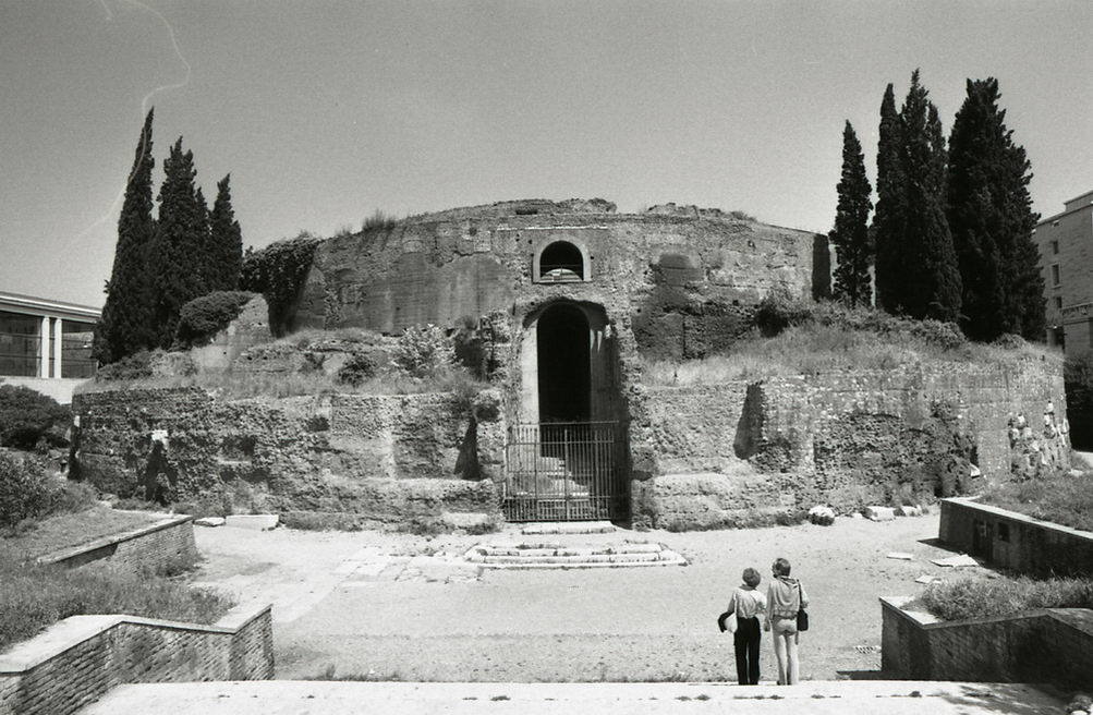 Mausoleum of Augustus, mausoleo di augusto roma