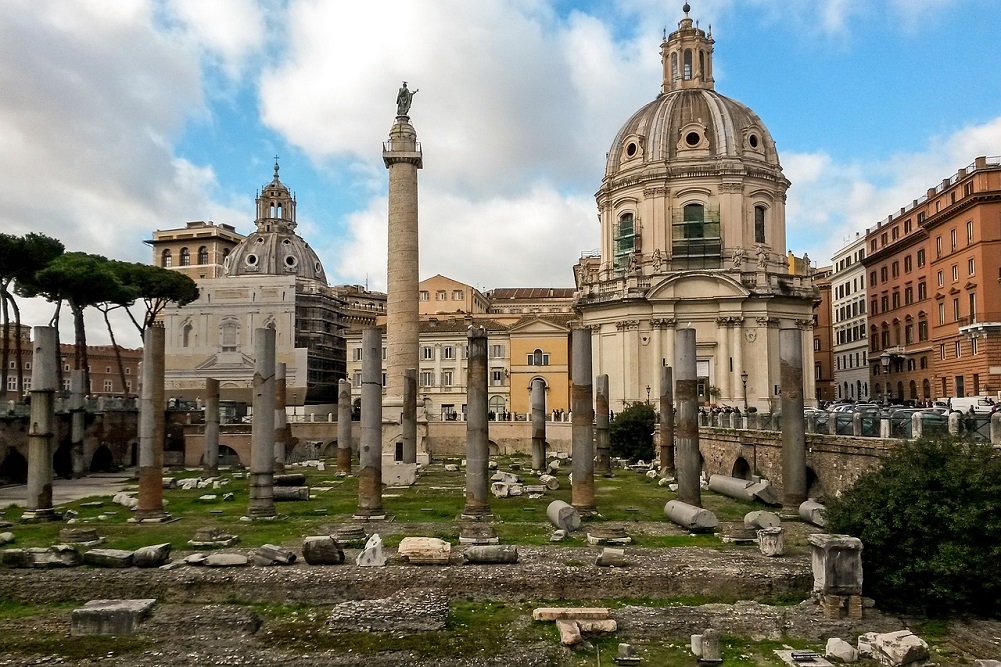 Trajan Sutunu Trajan Forumu Roma Italya Arkeoloji
