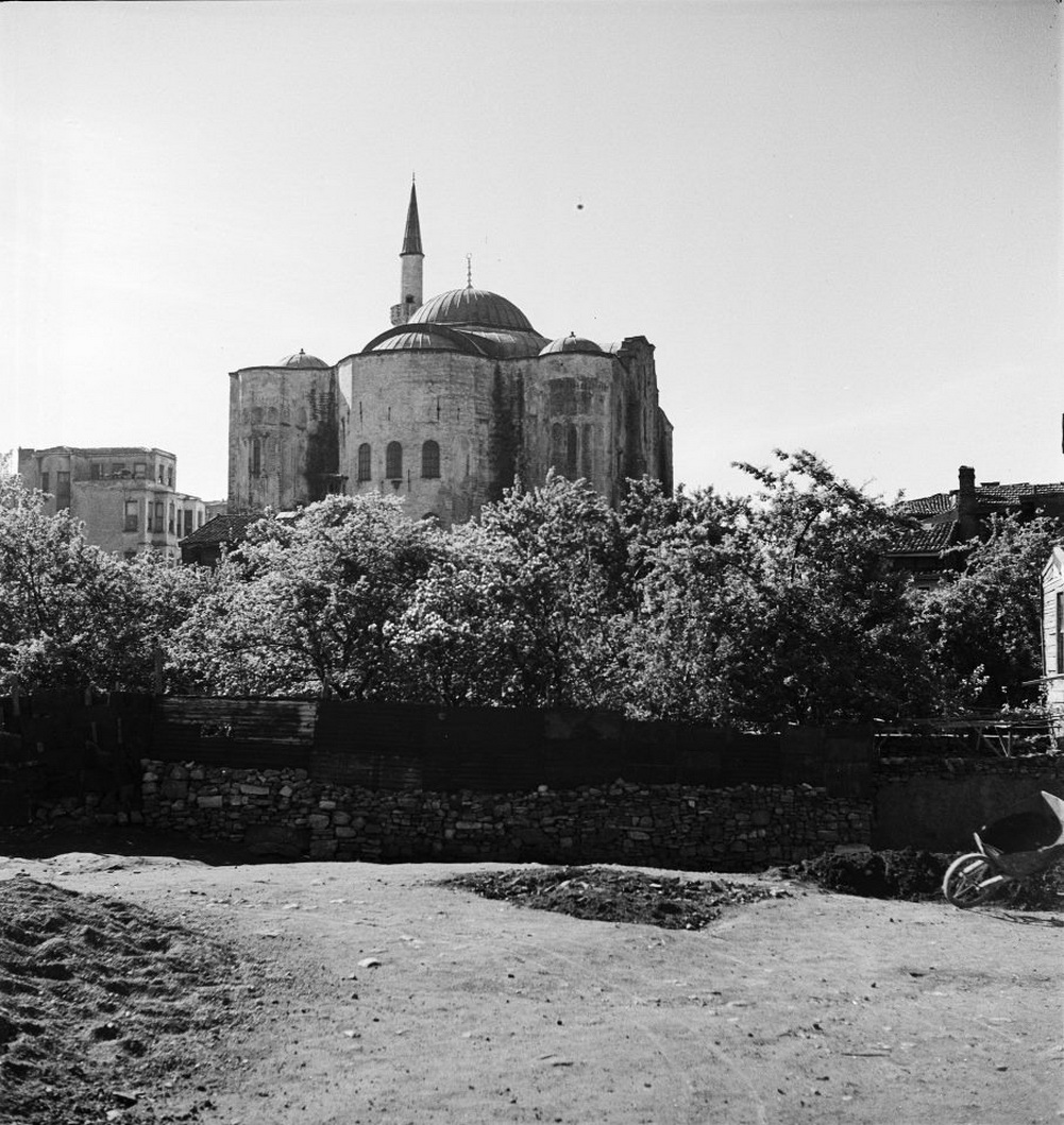 Τέμενος Γκιουλ,Αγία Θεοδοσία, Moschea Gül