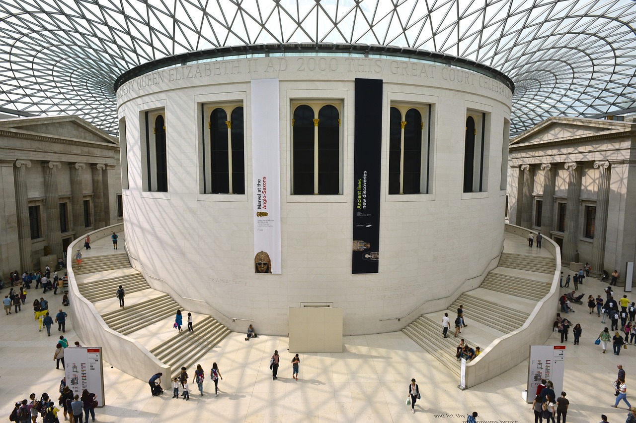 The Great Court was developed in 2001 and surrounds the original Reading Room. British Museum