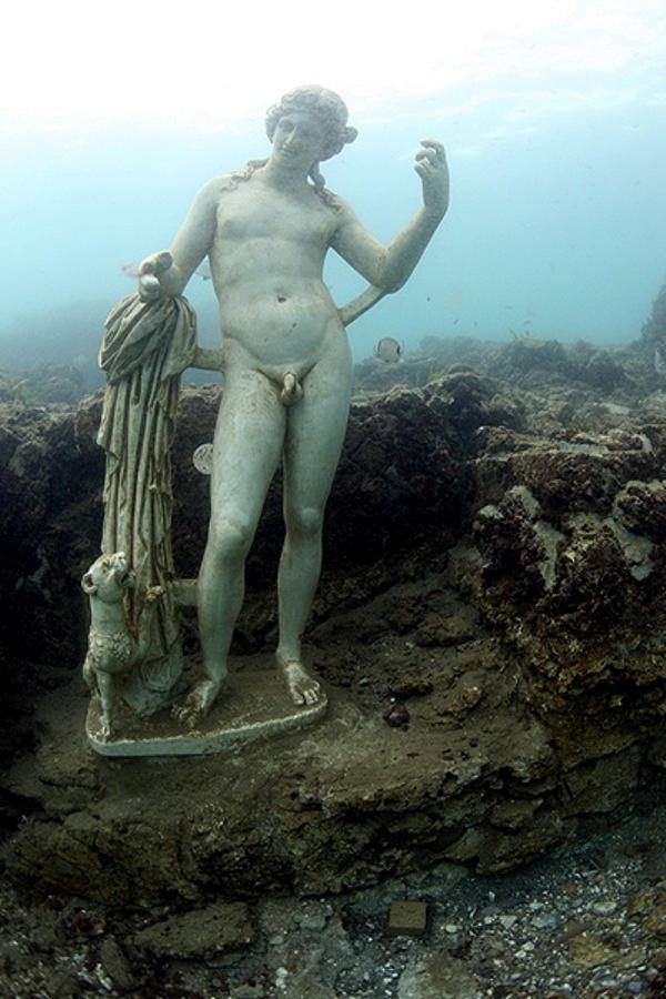 The underwater Archaeology Park of Baiae